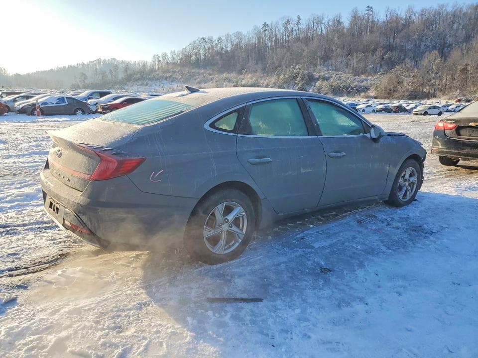 2021 HYUNDAI SONATA SE 3