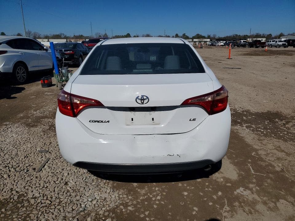 2018 TOYOTA COROLLA 6