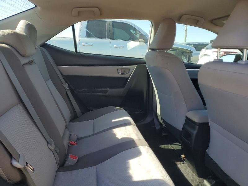 2018 TOYOTA COROLLA 10