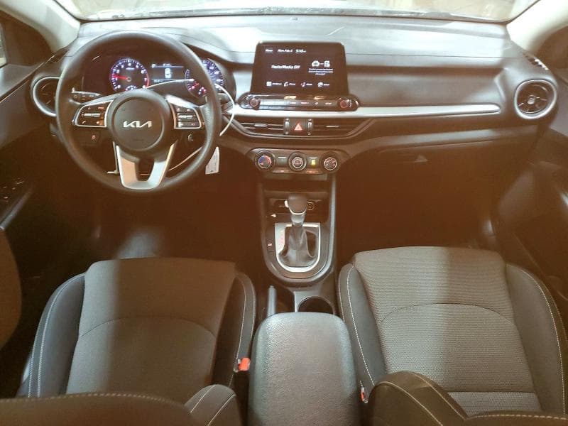 2023 KIA FORTE LXS 8