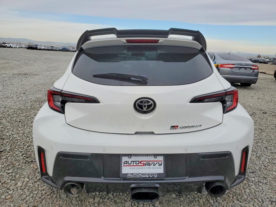 2024 TOYOTA GR COROLLA CORE 6