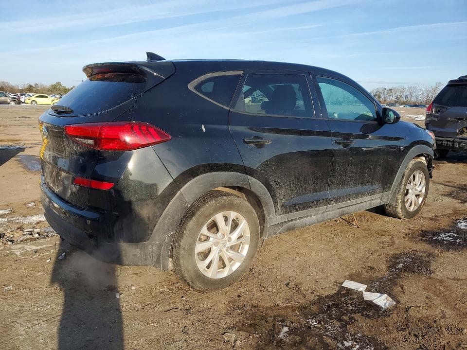 2020 HYUNDAI TUCSON SE 3