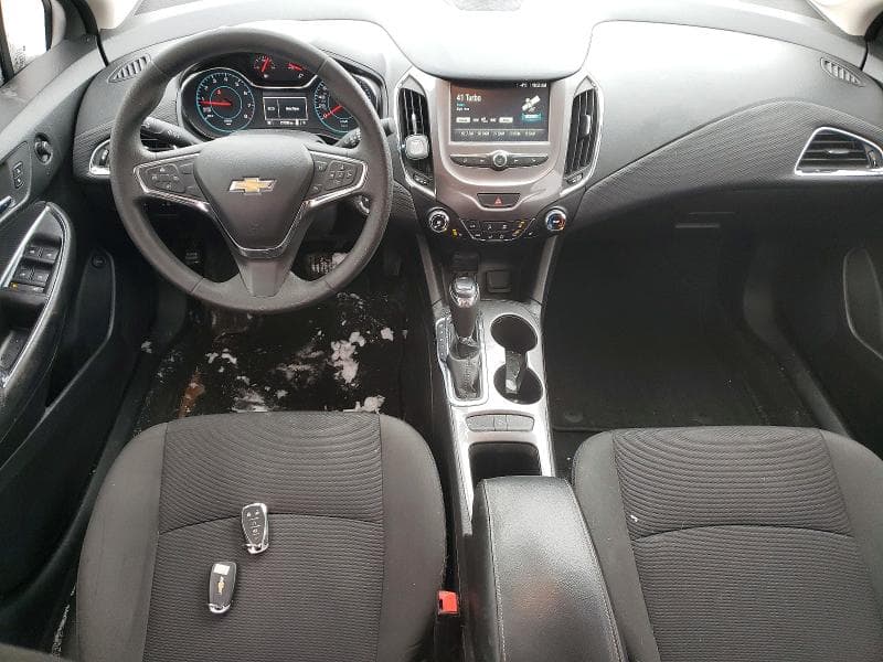 2017 CHEVROLET CRUZE LT 8