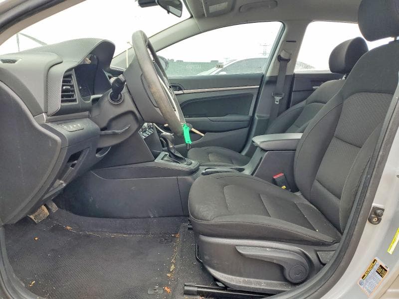 2020 HYUNDAI ELANTRA SEL 7