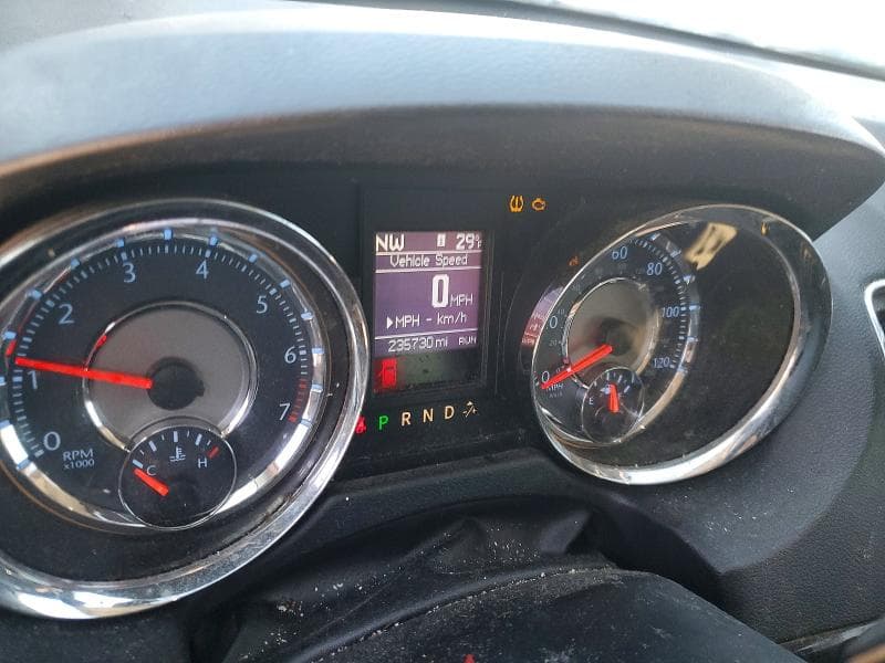 2016 CHRYSLER TOWN AND C 9