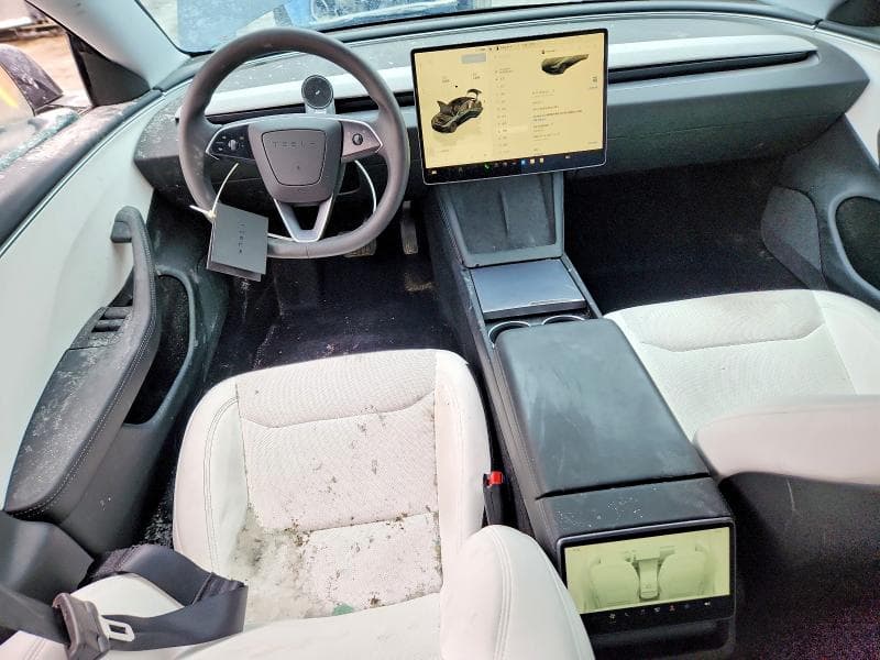 2025 TESLA MODEL 3 9