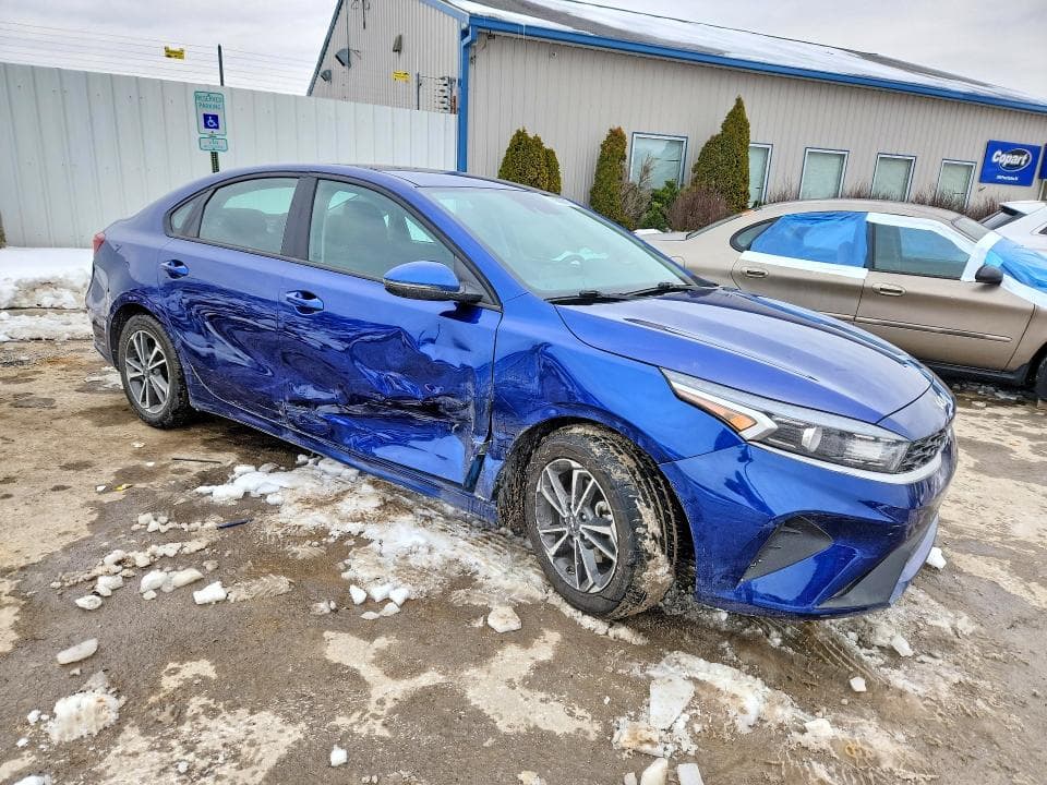 2023 KIA FORTE LXS 4