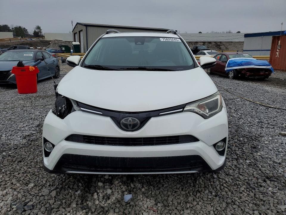 2018 TOYOTA RAV4 XLE 5
