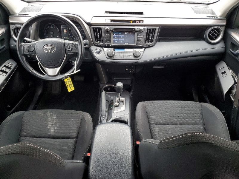2018 TOYOTA RAV4 XLE 8