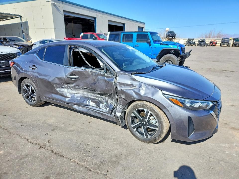 2025 NISSAN SENTRA SV 4