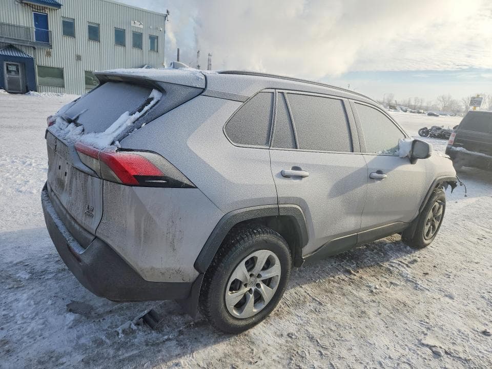 2021 TOYOTA RAV4 LE 3