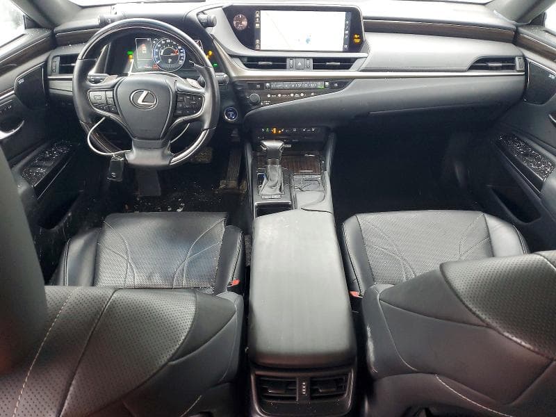 2019 LEXUS ES 300H 8