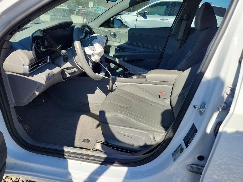 2024 HYUNDAI ELANTRA SEL SEL 7