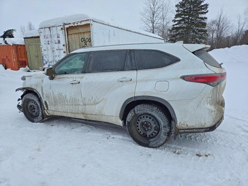2022 TOYOTA HIGHLANDER XLE XLE 2