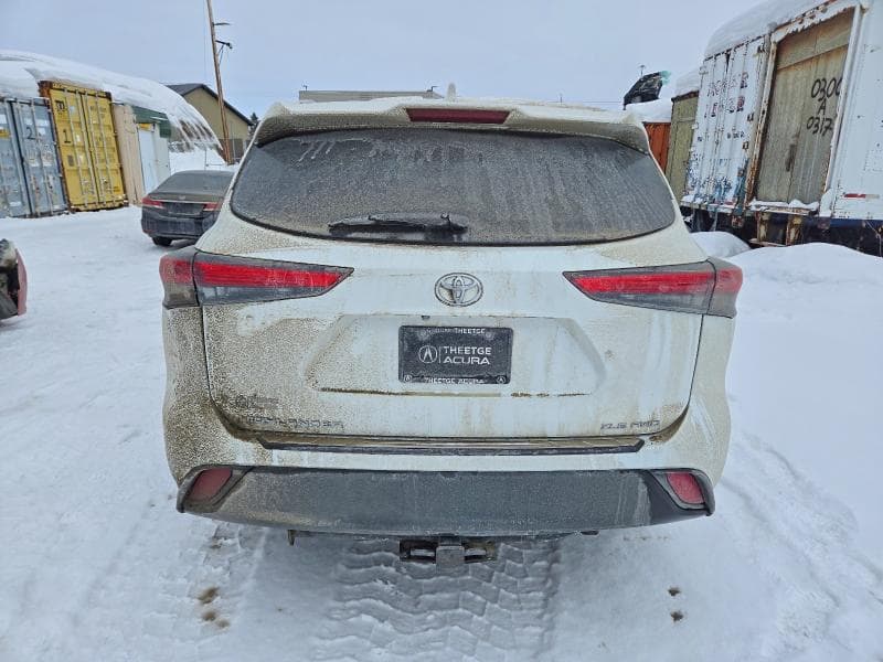 2022 TOYOTA HIGHLANDER XLE XLE 6