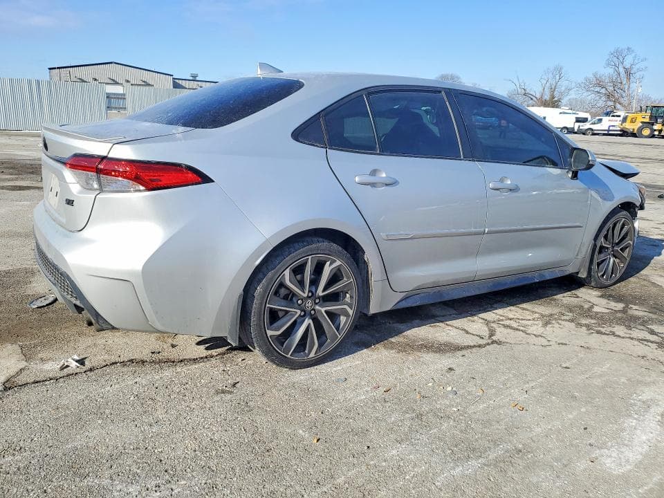 2021 TOYOTA COROLLA SE 3