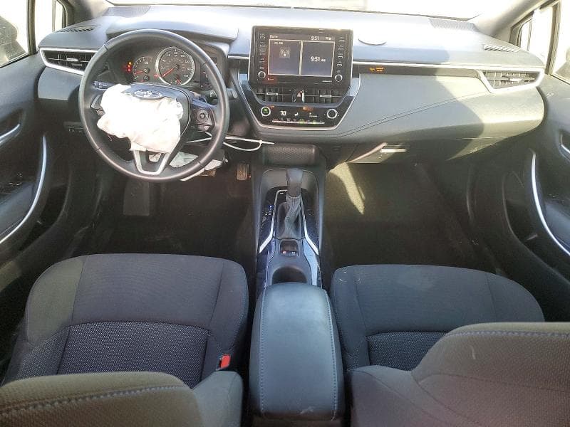 2021 TOYOTA COROLLA SE 8