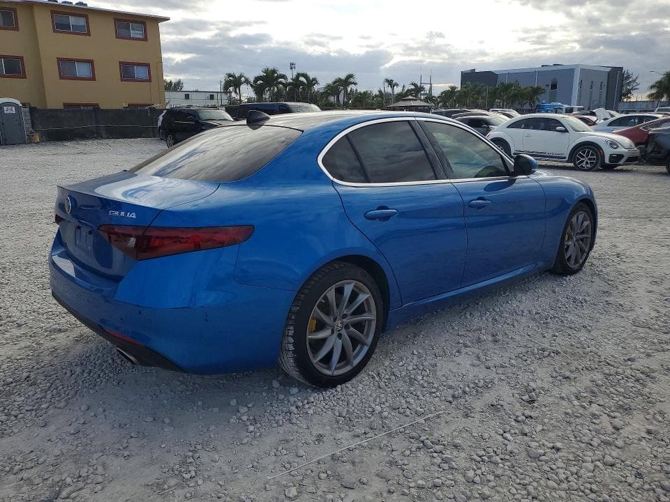 2021 ALFA ROMEO GIULIA TI 3