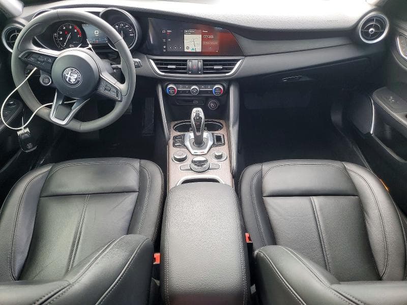 2021 ALFA ROMEO GIULIA TI 8
