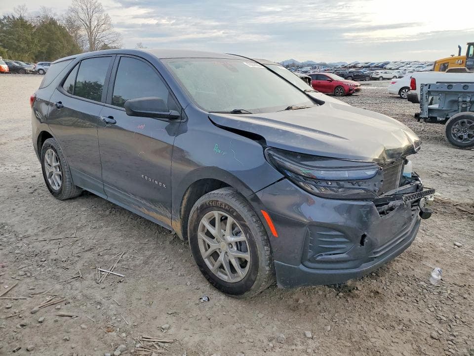 2022 CHEVROLET EQUINOX LS LS 4
