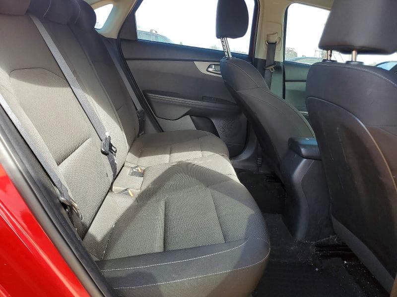 2021 KIA FORTE FE 10