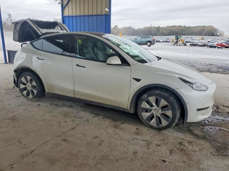 2022 TESLA MODEL Y 4