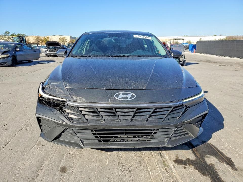 2024 HYUNDAI ELANTRA SEL 5