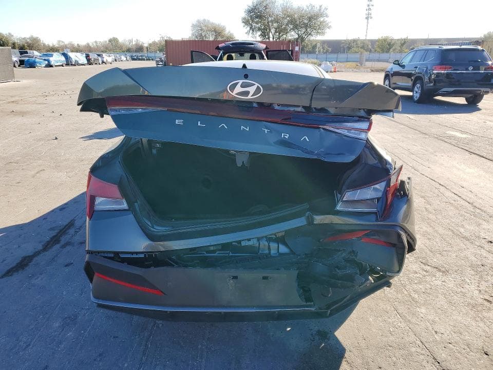 2024 HYUNDAI ELANTRA SEL 6