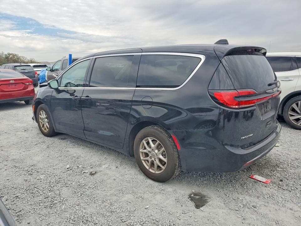 2024 CHRYSLER PACIFICA TOURING L 2