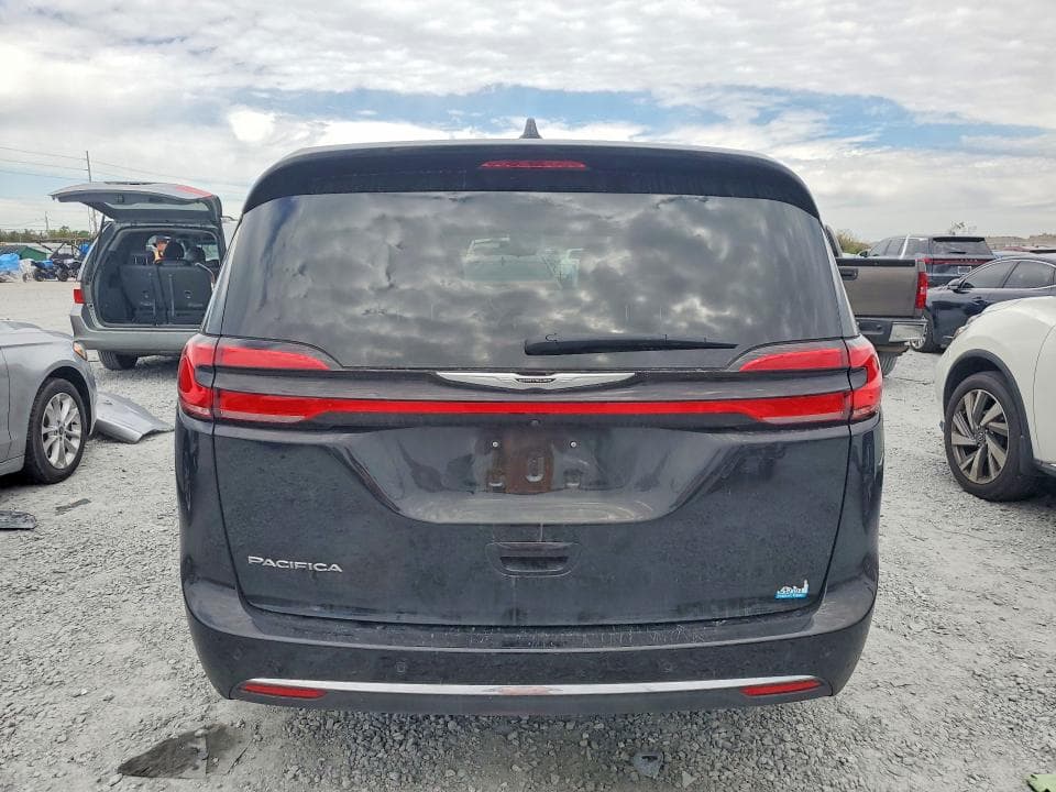 2024 CHRYSLER PACIFICA TOURING L 6