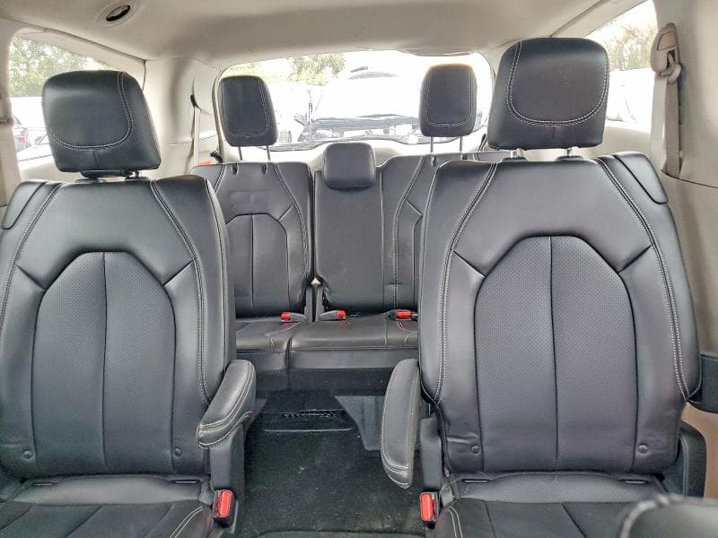 2024 CHRYSLER PACIFICA TOURING L 10