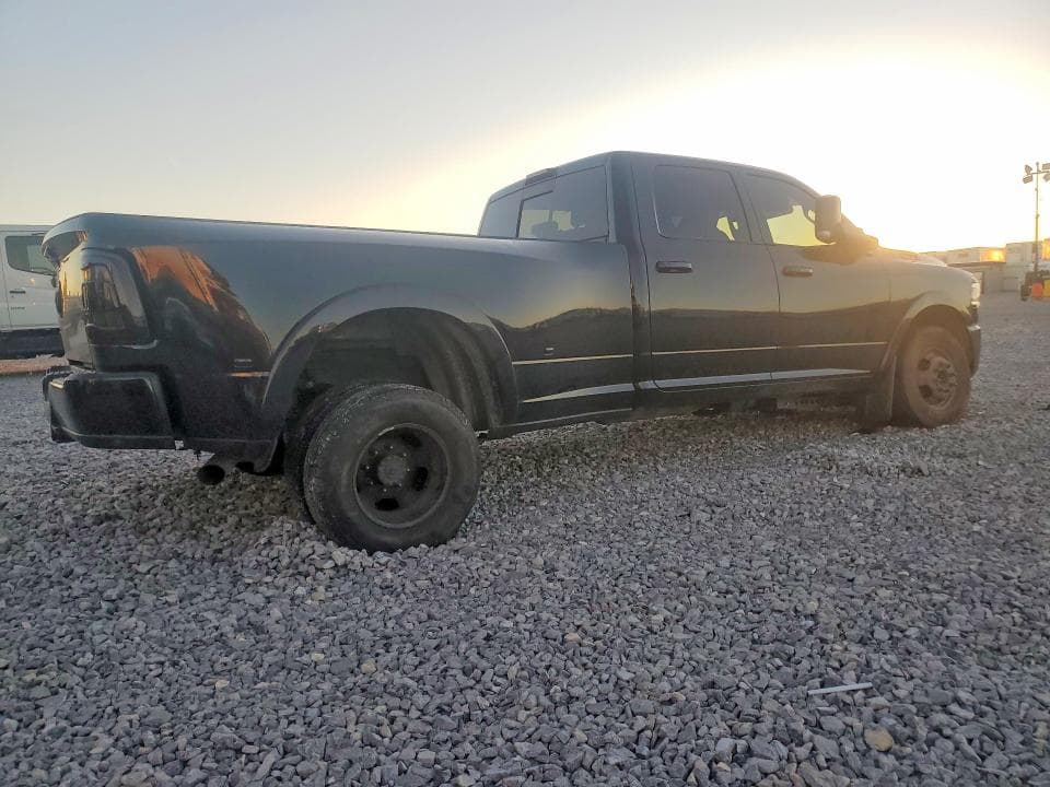 2022 RAM 3500 LARAMIE LARAMIE 3
