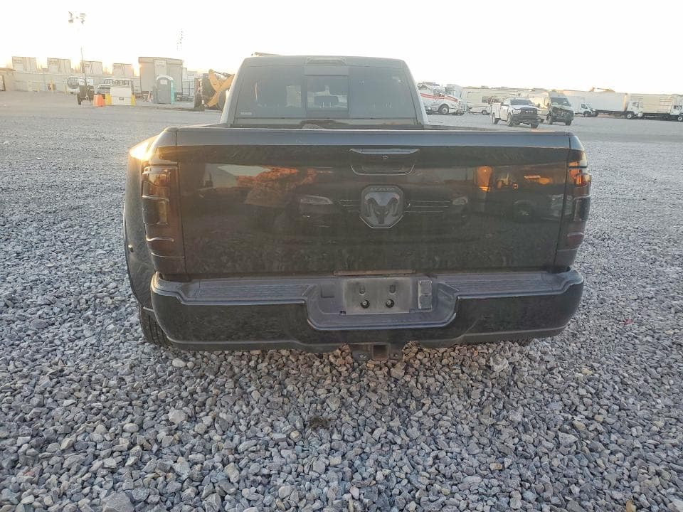 2022 RAM 3500 LARAMIE LARAMIE 6