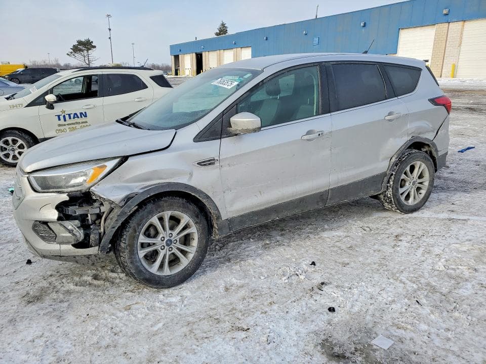 2019 FORD ESCAPE SE 1