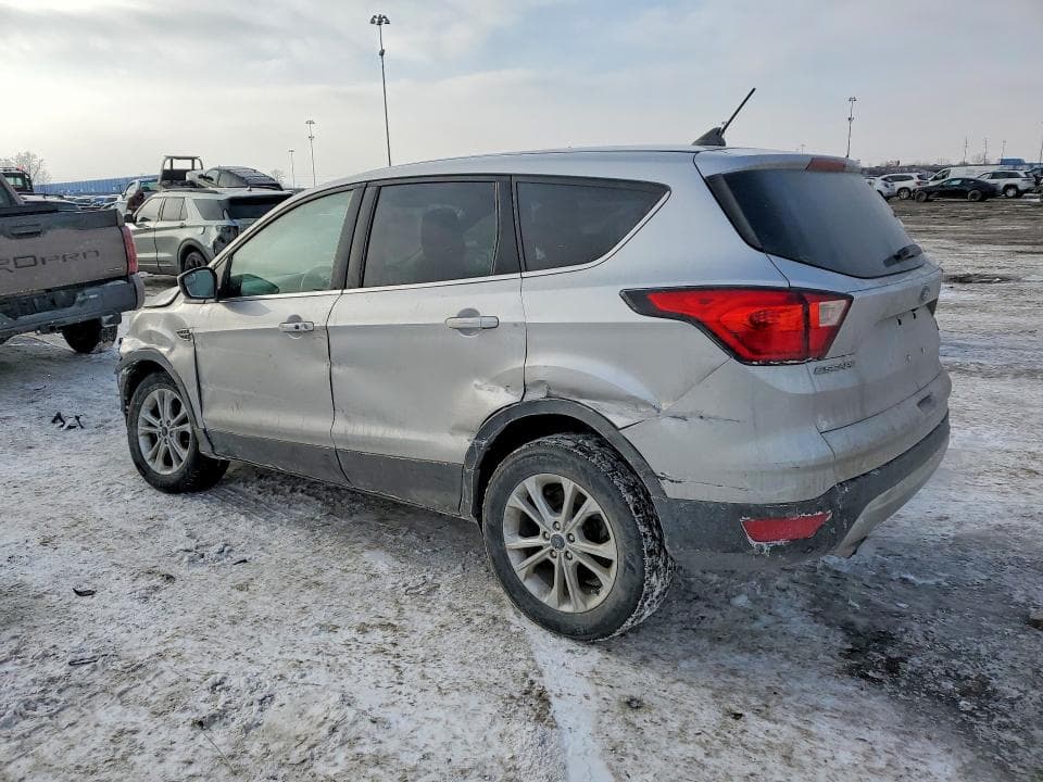 2019 FORD ESCAPE SE 2
