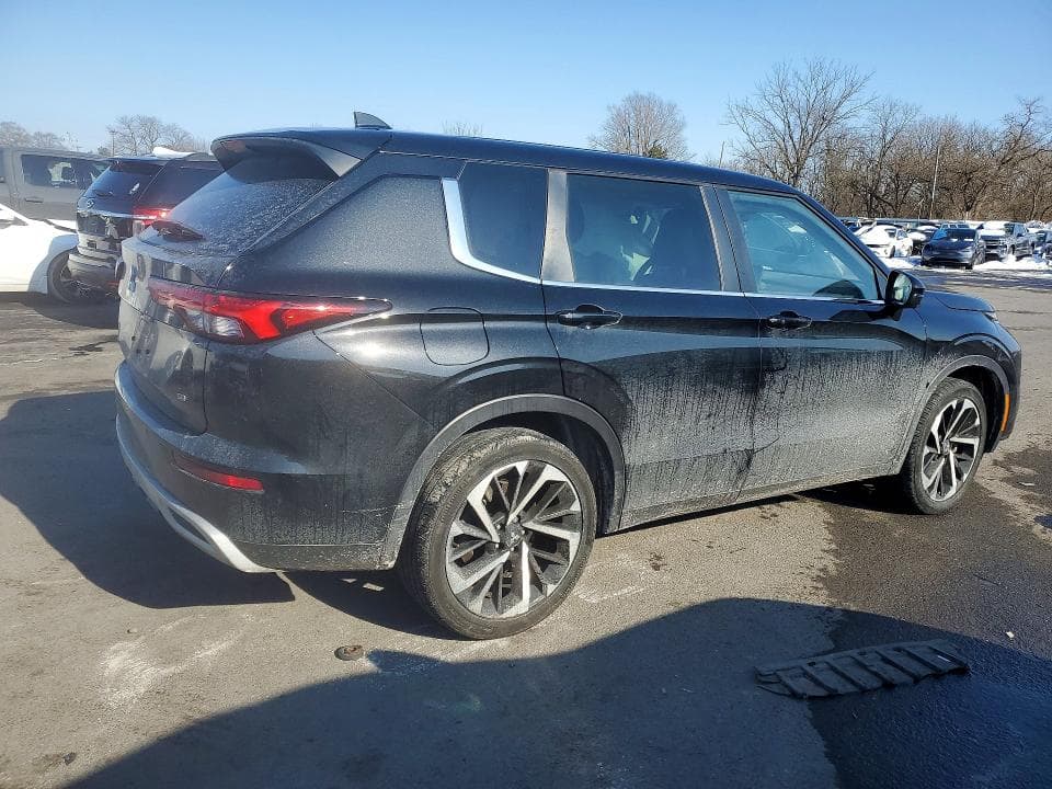2022 MITSUBISHI OUTLANDER SE SE 3