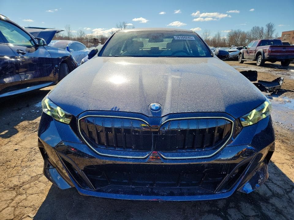 2025 BMW 530 XI 5