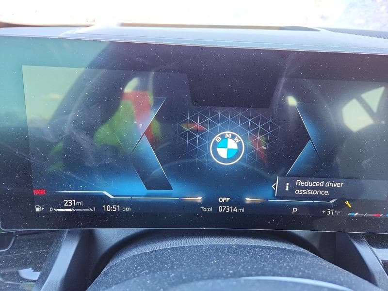 2025 BMW 530 XI 9