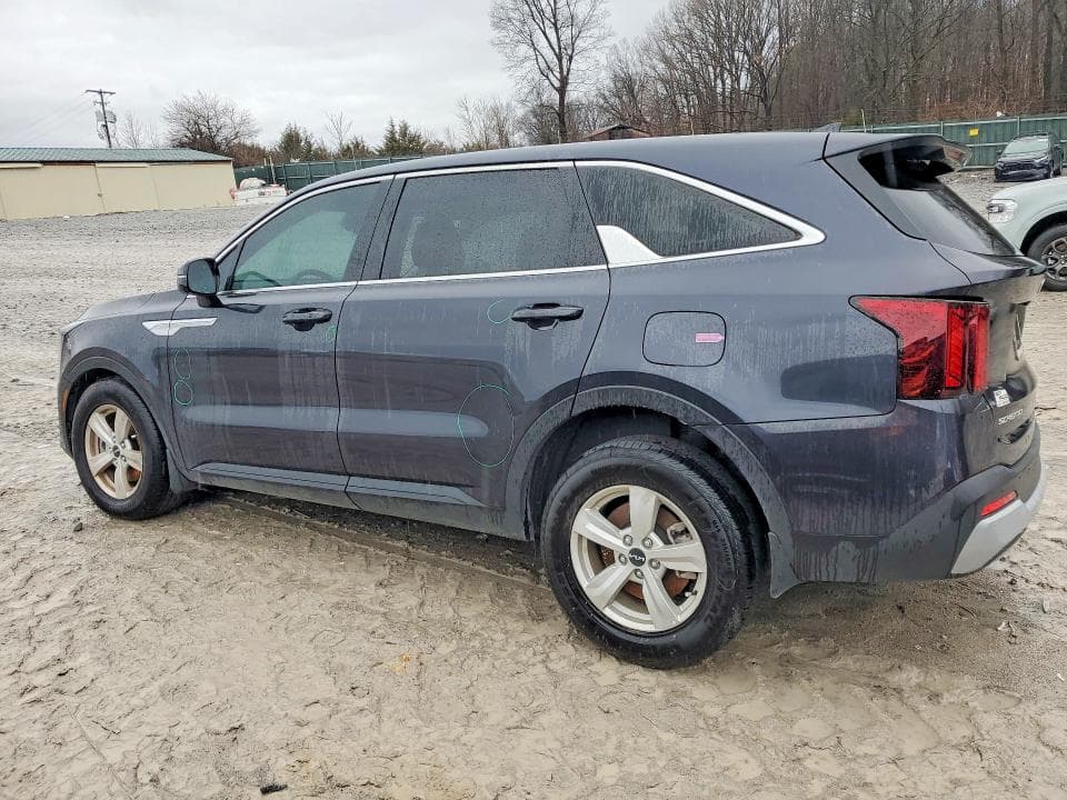 2025 KIA SORENTO 2