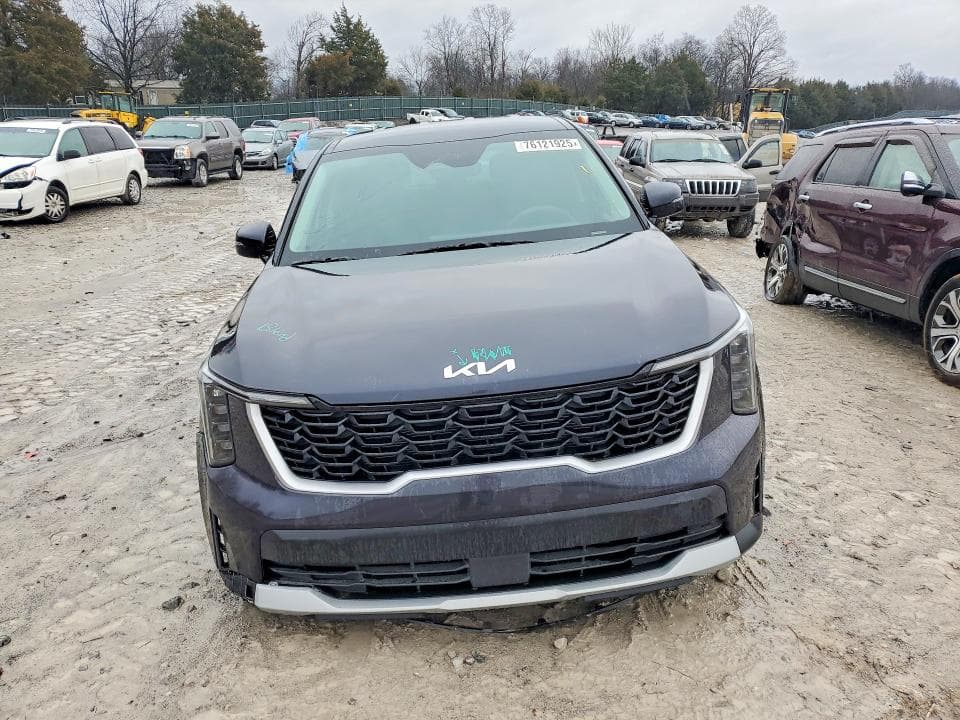 2025 KIA SORENTO 5