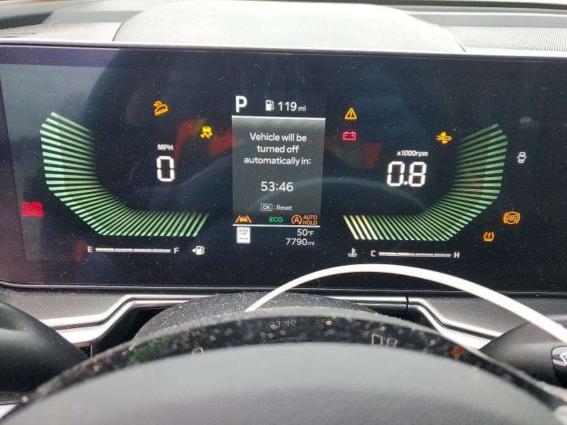 2025 KIA SORENTO 9