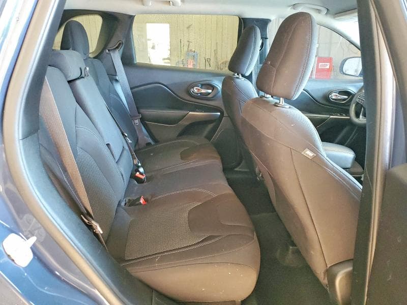 2020 JEEP CHEROKEE LATITUDE 11