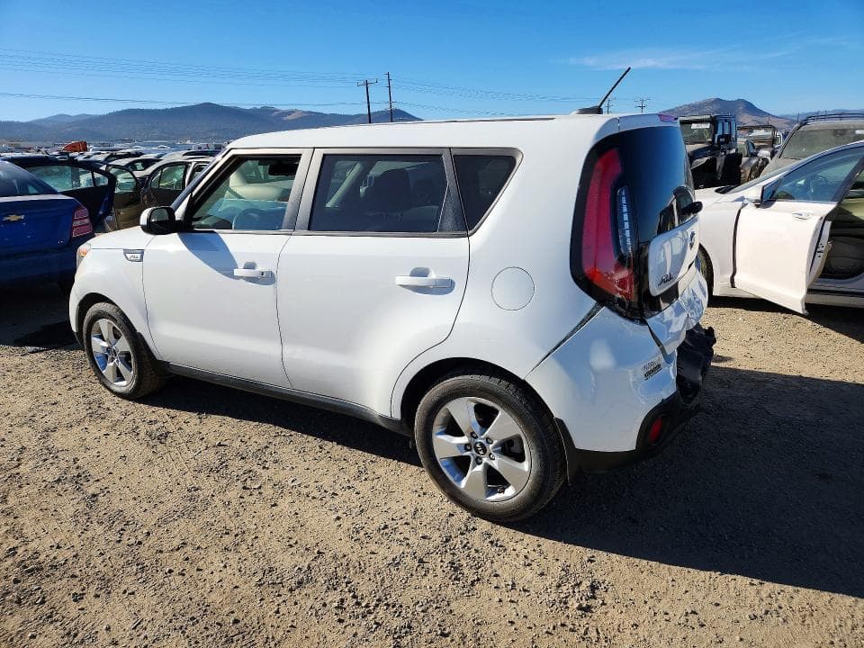 2017 KIA SOUL BASE 3