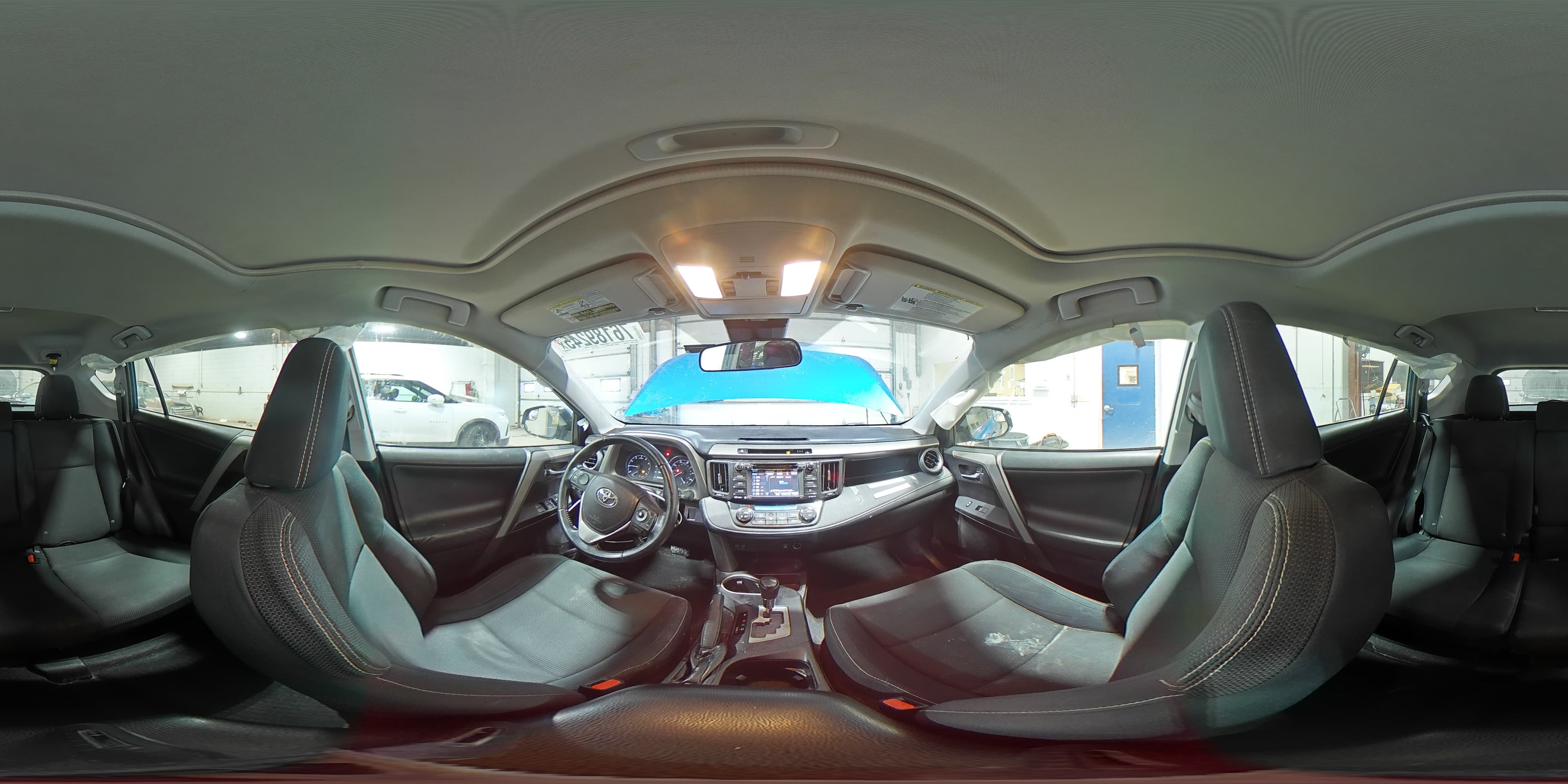 2017 TOYOTA RAV4 XLE 15