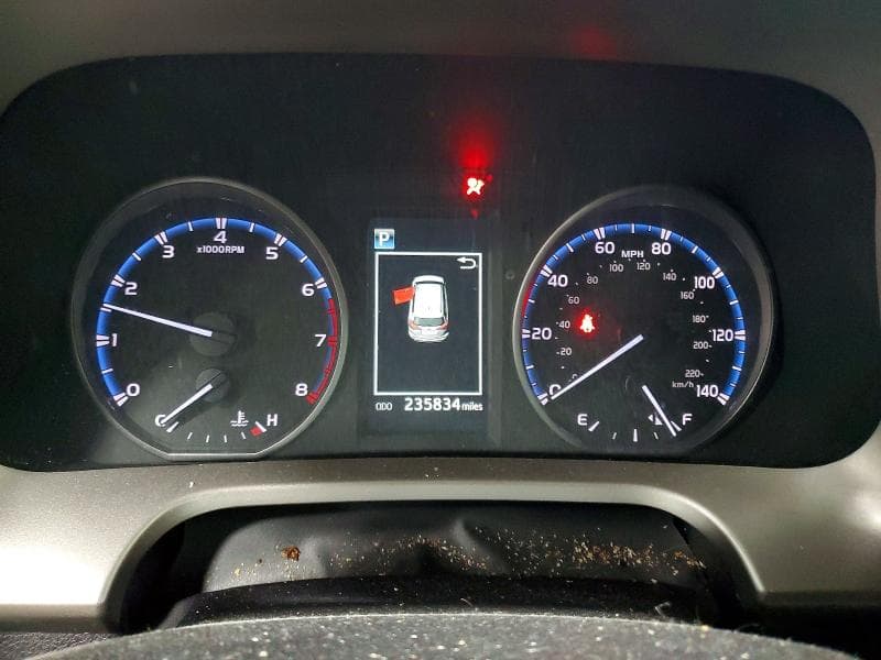 2017 TOYOTA RAV4 XLE 9