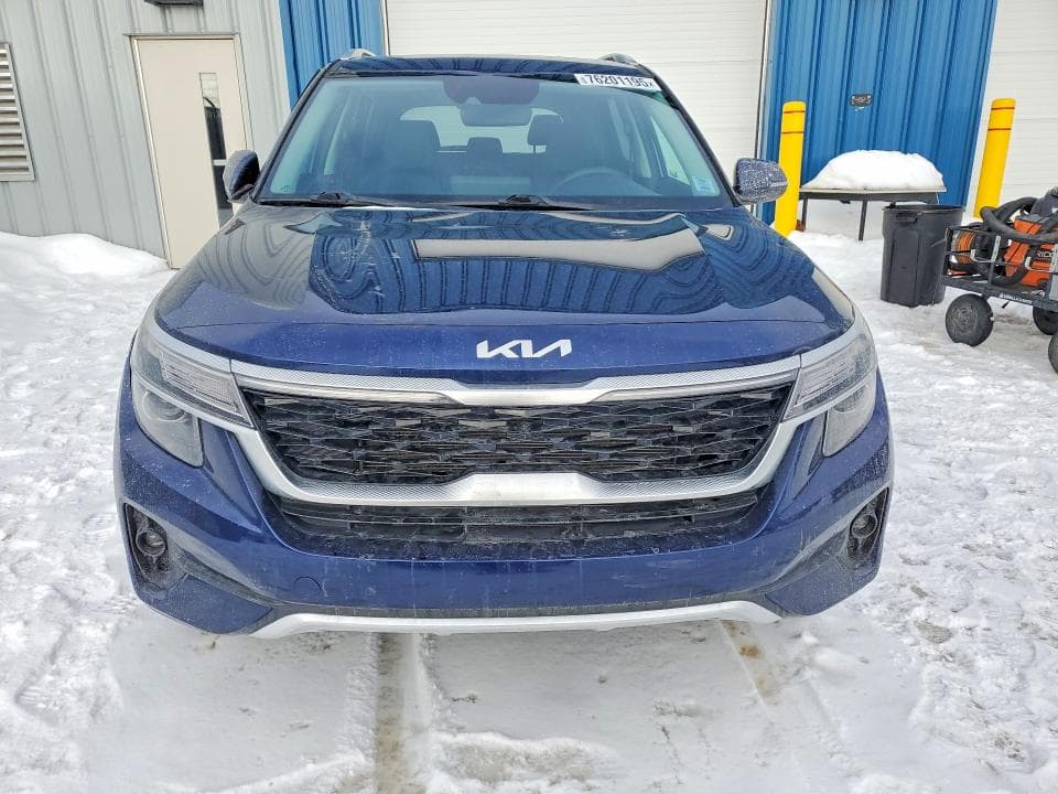 2023 KIA SELTOS S 5