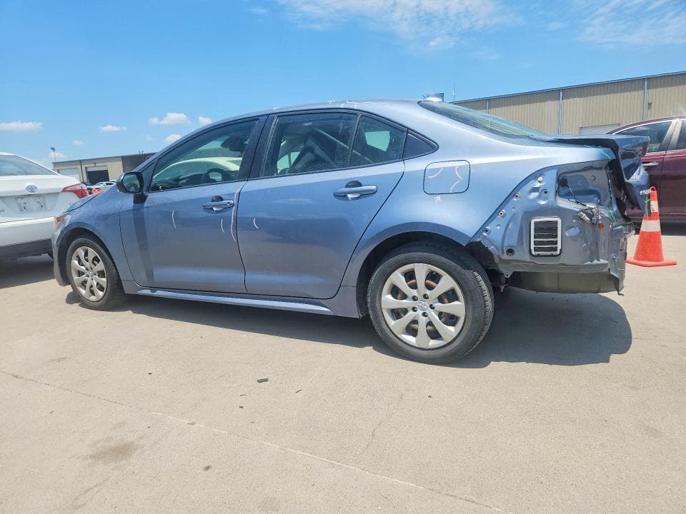 2022 TOYOTA COROLLA LE 2