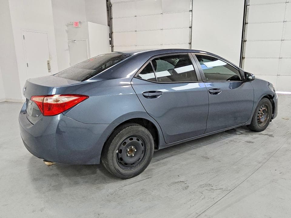 2017 TOYOTA COROLLA LE 3