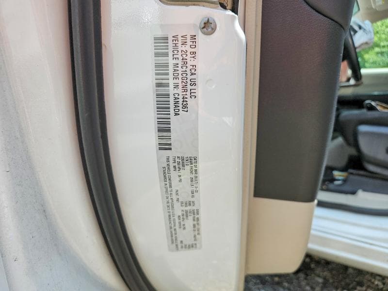2022 CHRYSLER VOYAGER LX 13
