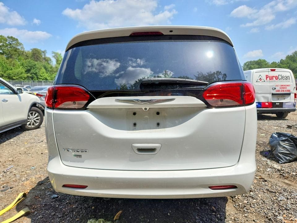 2022 CHRYSLER VOYAGER LX 6